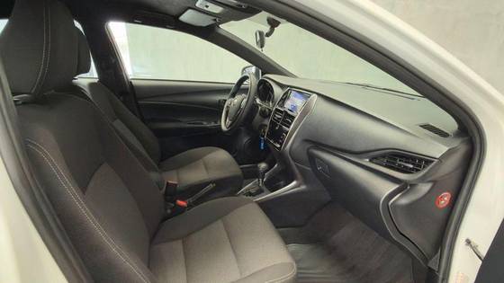 TOYOTA YARIS 1.5 16V FLEX XL MULTIDRIVE TOYOTA YARIS 1.5 16V FLEX XL MULTIDRIVE